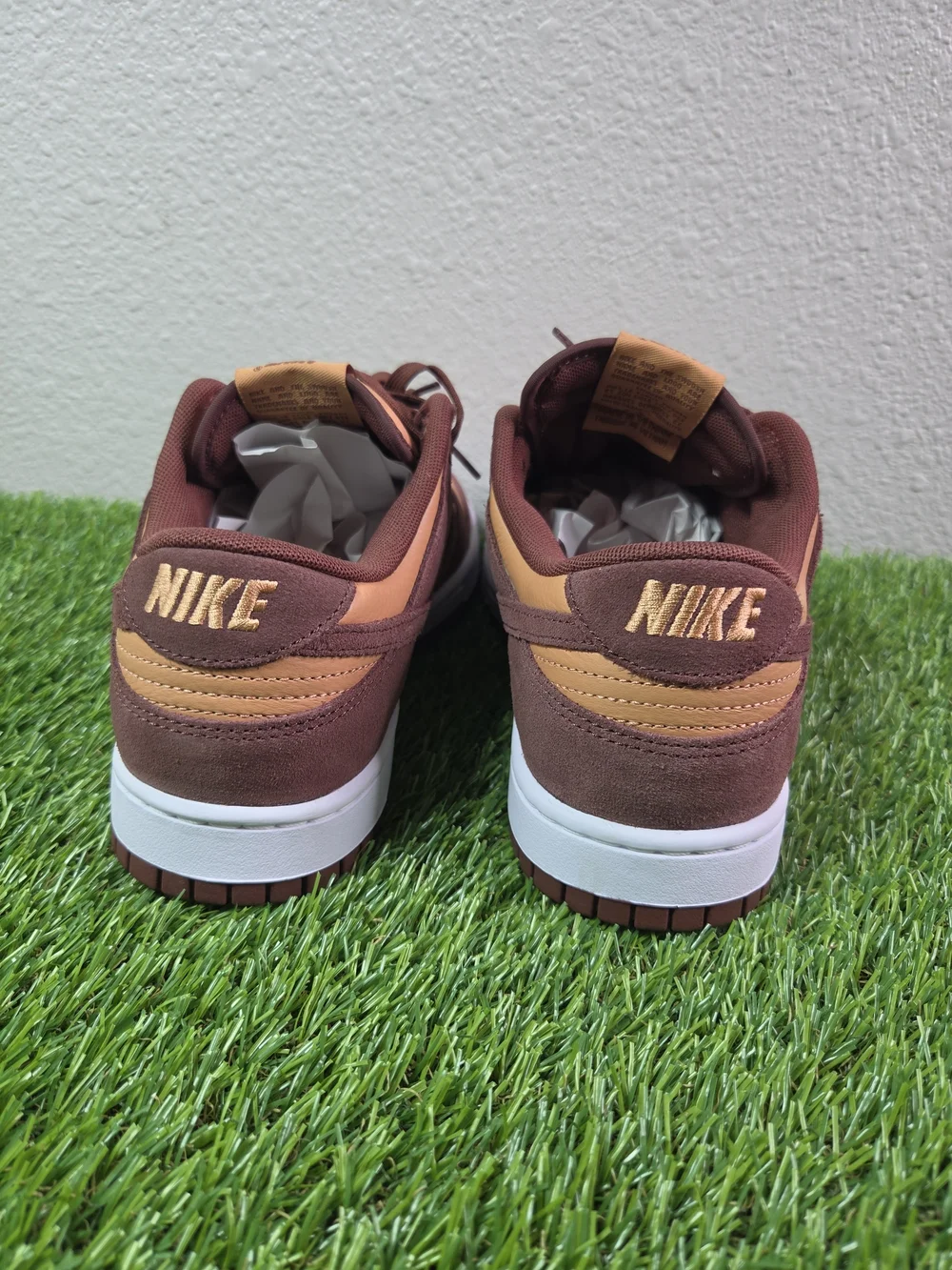 Nike Dunk Low Retro SE Amber Brown Suede Men  Size 10.5 FQ8249-200